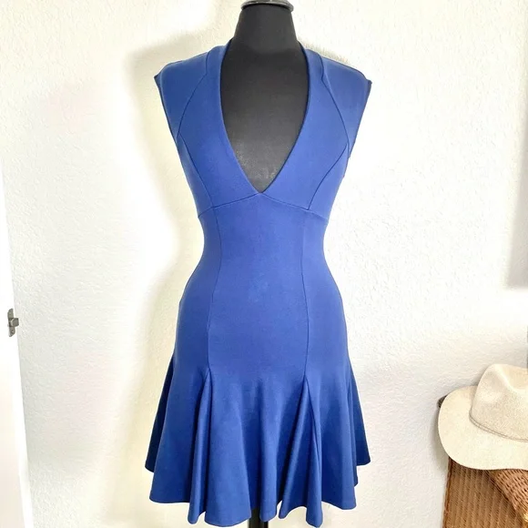 Lulus | Dresses | Bodycon Fit And Flare Plunge Vneck Mini Dress M | Poshmark